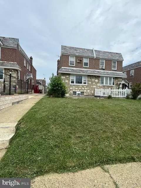 925 Brighton St, Philadelphia, PA 19111