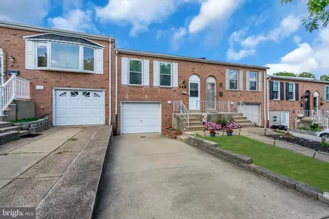 215 Goodford Rd, Philadelphia, PA 19154