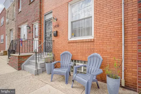 2438 E Indiana Ave, Philadelphia, PA 19134