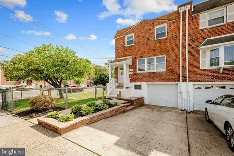 12500 Medford Pl, Philadelphia, PA 19154