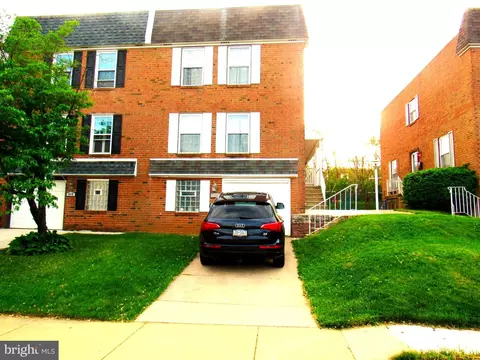 214 Greendale Rd, Philadelphia, PA 19154