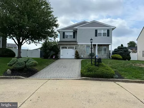 12827 Galdi Ln, Philadelphia, PA 19154