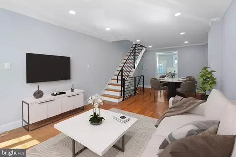 2222 S Clarion St, Philadelphia, PA 19148