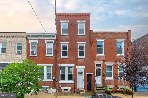 2671 E Thompson St, Philadelphia, PA 19125