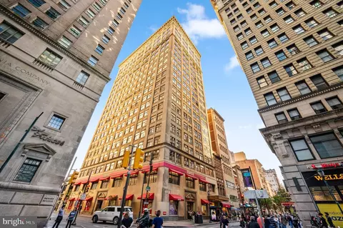 1500 Chestnut St #19A, Philadelphia, PA 19102