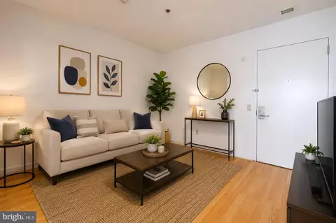 1100 Vine St #415, Philadelphia, PA 19107