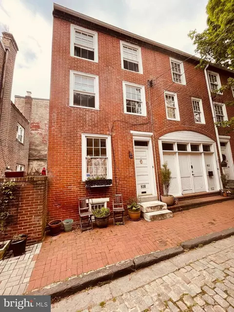 812 S 16 S Hancock St, Philadelphia, PA 19147