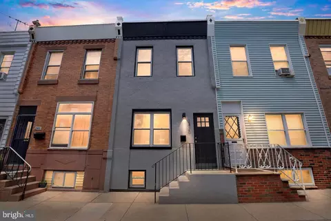 2420 S Watts St, Philadelphia, PA 19148