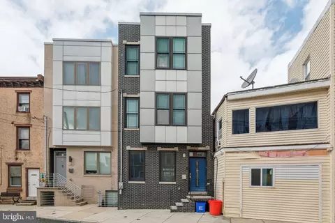 2328 Collins St, Philadelphia, PA 19125