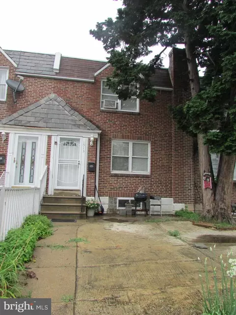 1513 Benner St, Philadelphia, PA 19149