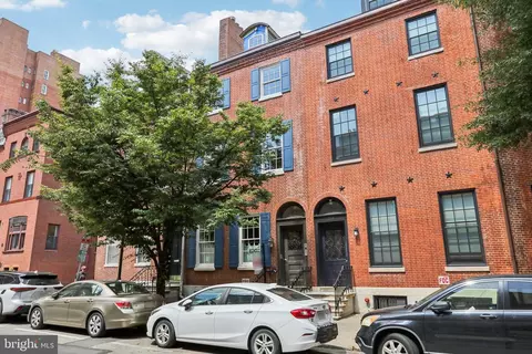 1215 Spruce St #201, Philadelphia, PA 19107