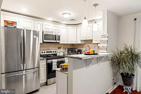7606 Loretto Ave, Philadelphia, PA 19111
