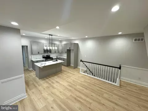 5715 N 3rd St, Philadelphia, PA 19120