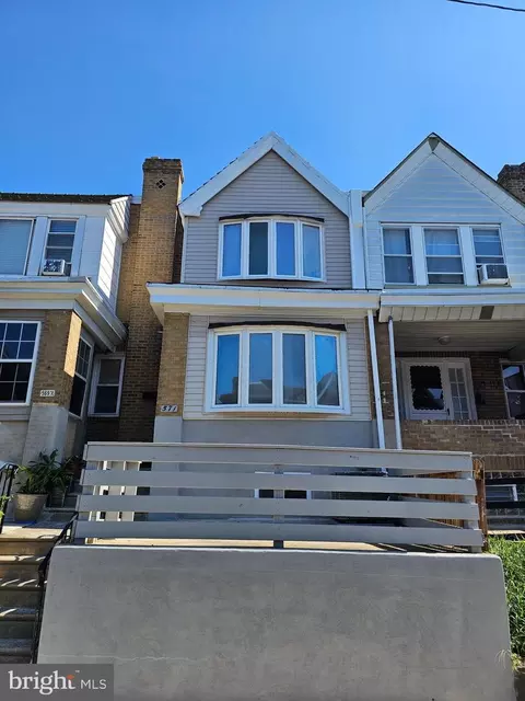 571 Rosalie St, Philadelphia, PA 19120