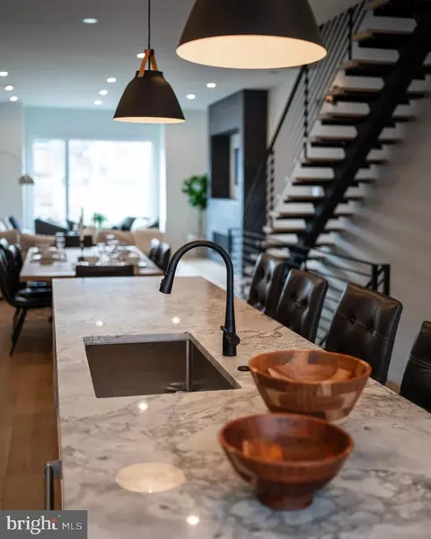 745 S Rosewood St, Philadelphia, PA 19146