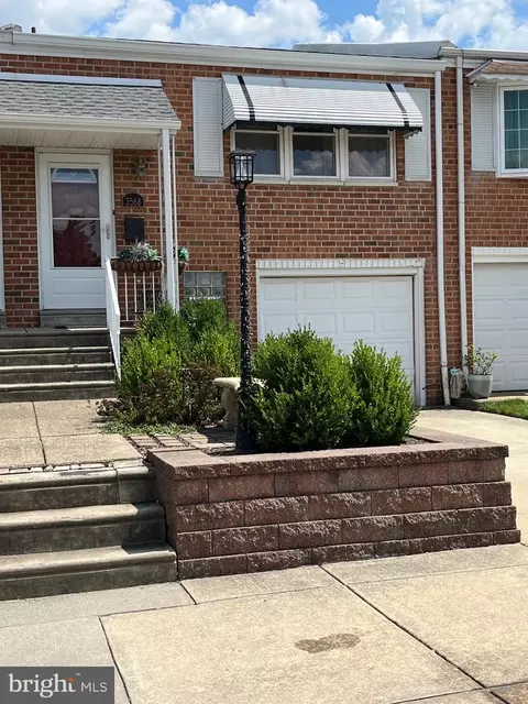 3568 Kyle Rd, Philadelphia, PA 19154