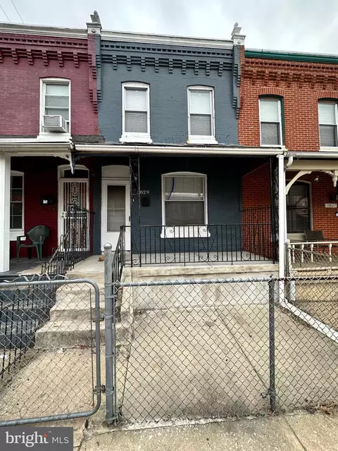 3829 Folsom St, Philadelphia, PA 19104