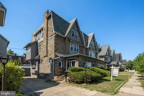 816 N 64th St, Philadelphia, PA 19151