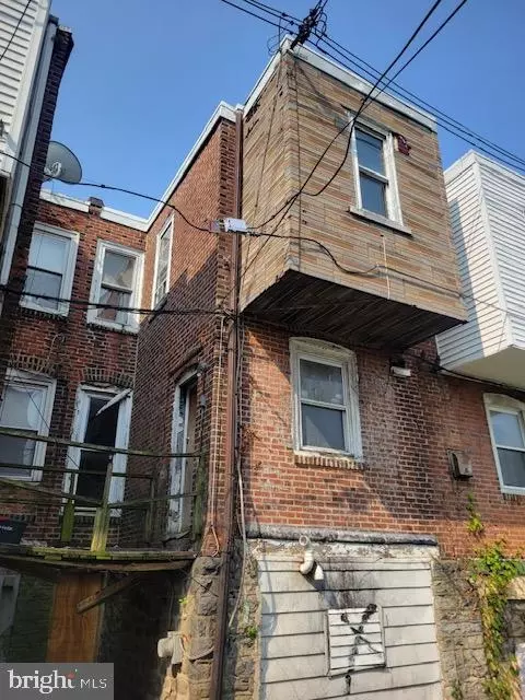 2051 S 68th St, Philadelphia, PA 19142