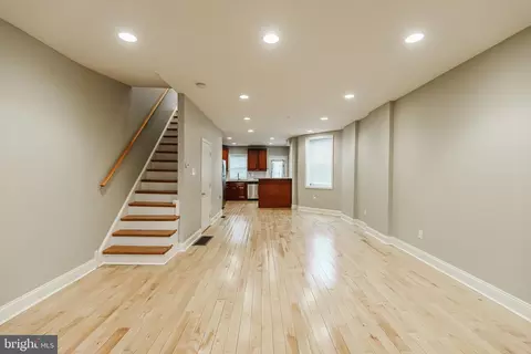 1125 Marlyn Rd, Philadelphia, PA 19151