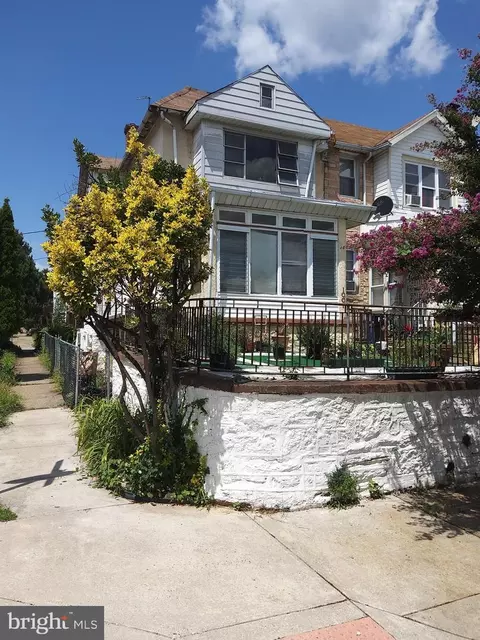 1001 E Price St, Philadelphia, PA 19138