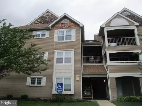 71205 Delaire Landing Rd, Philadelphia, PA 19114