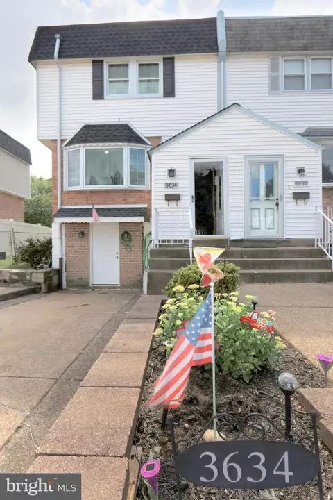 3634 N Hereford Ln, Philadelphia, PA 19114