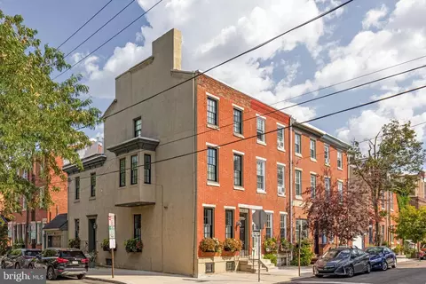 821 S 3rd St, Philadelphia, PA 19147