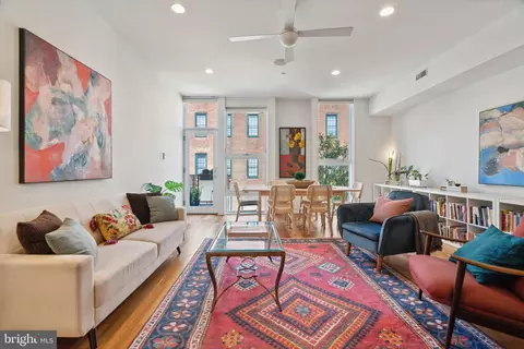 145 W Laurel St #A, Philadelphia, PA 19123