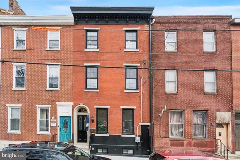 961 N 6th St, Philadelphia, PA 19123