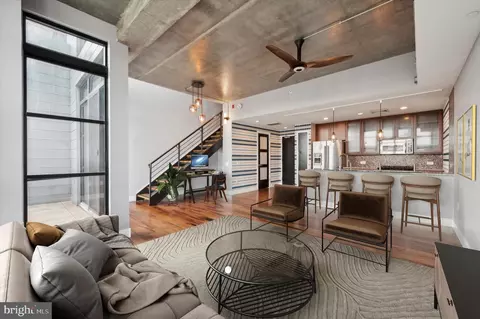 319 Vine St #504, Philadelphia, PA 19106