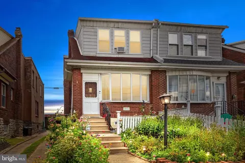2016 Bleigh Ave, Philadelphia, PA 19152