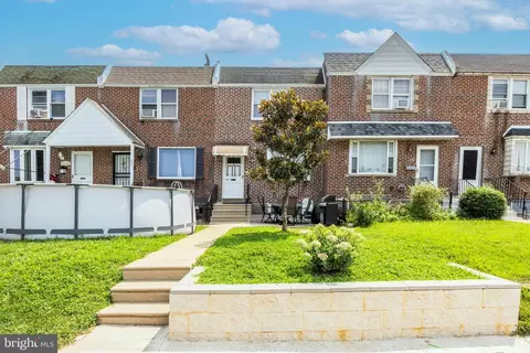 6349 Farnsworth St, Philadelphia, PA 19149