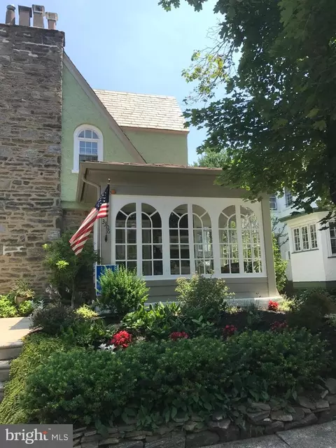 3306 W Penn St, Philadelphia, PA 19129