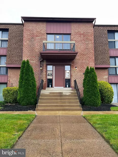 48204 Delaire Landing Rd #204, Philadelphia, PA 19114
