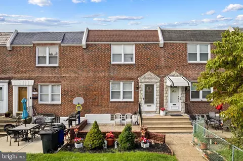 2704 Hellerman St, Philadelphia, PA 19149