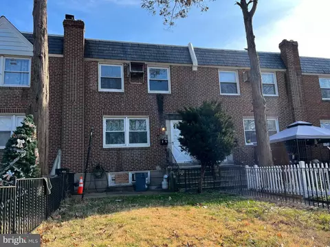 5721 Charles St, Philadelphia, PA 19135