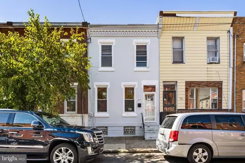 1824 Tasker St, Philadelphia, PA 19145