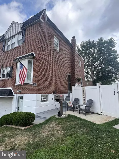 1345 Ascot Pl, Philadelphia, PA 19116