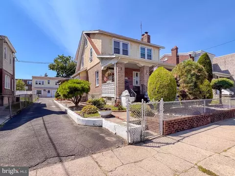 3504 Rhawn St, Philadelphia, PA 19136