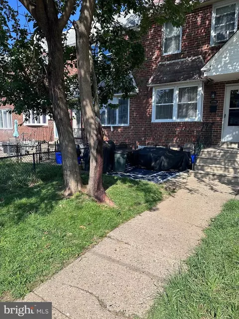 8756 Marsden St, Philadelphia, PA 19136