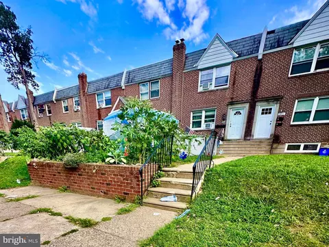 5713 Charles St, Philadelphia, PA 19135
