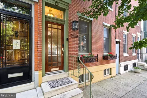 2538 Brown St, Philadelphia, PA 19130