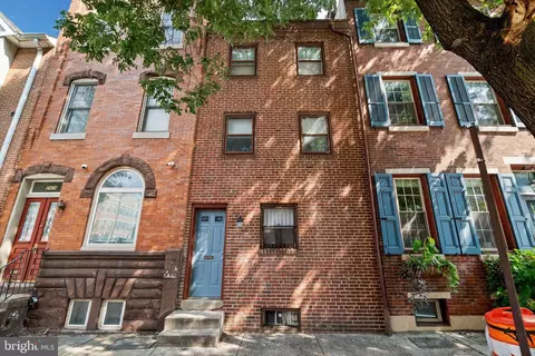 2407 South St, Philadelphia, PA 19146