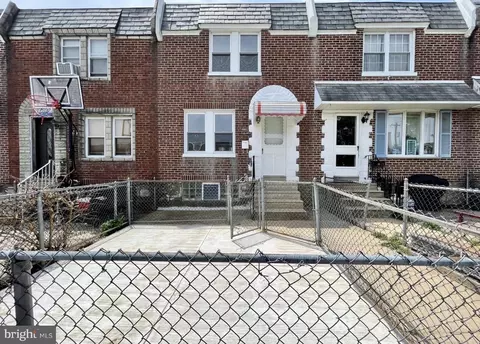 4410 Marple St, Philadelphia, PA 19136