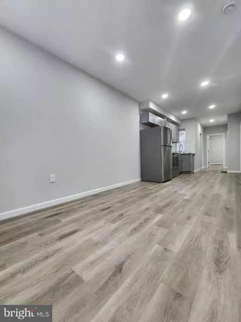 2649 S 7th St, Philadelphia, PA 19148