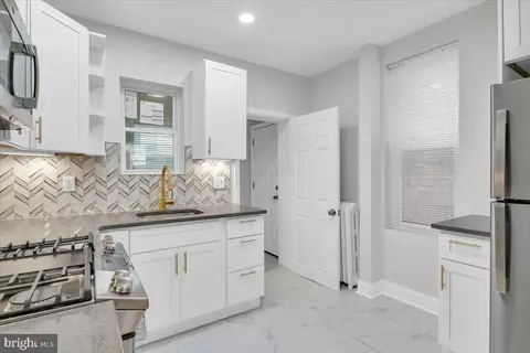 1452 N Hobart St, Philadelphia, PA 19131