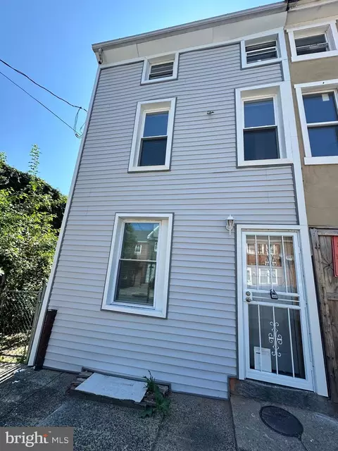 5852 Morton St, Philadelphia, PA 19144