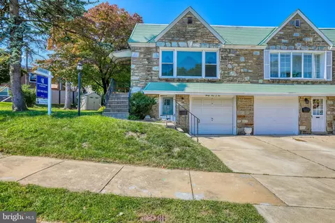 3102 Draper St, Philadelphia, PA 19136