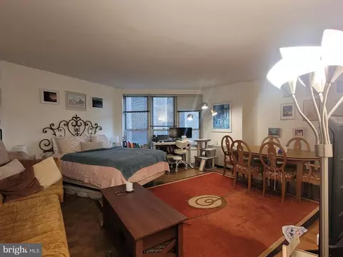 224 W 30 W Rittenhouse Sq #1003, Philadelphia, PA 19103